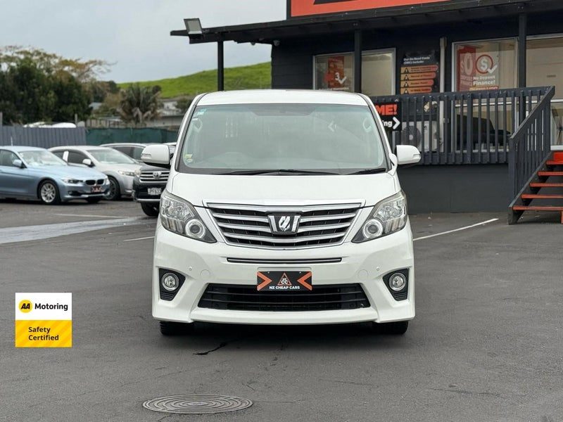 2013 Toyota Alphard 7 seater, photo 2