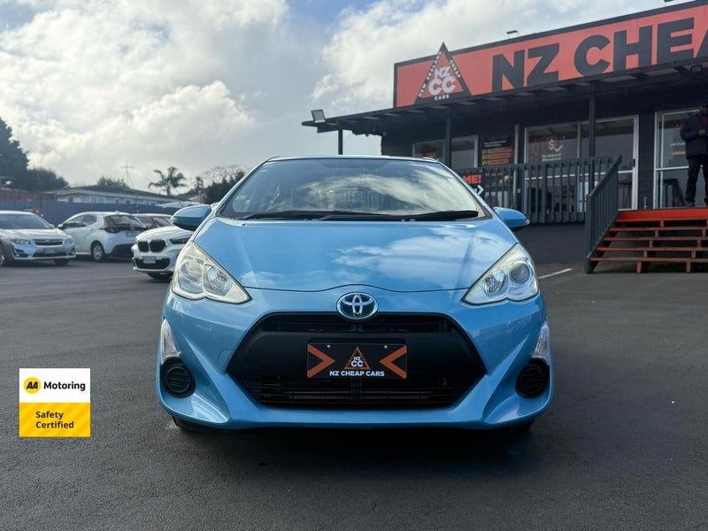 2015 Toyota Aqua Facelift Hybrid, photo 2