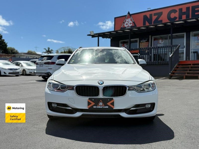 2014 BMW 320i WAGON, photo 2