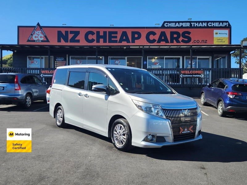 2014 Toyota Esquire 7 Seats