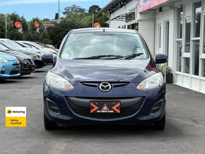 2013 Mazda Demio, photo 2