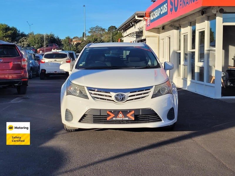 2013 Toyota Avensis, photo 2