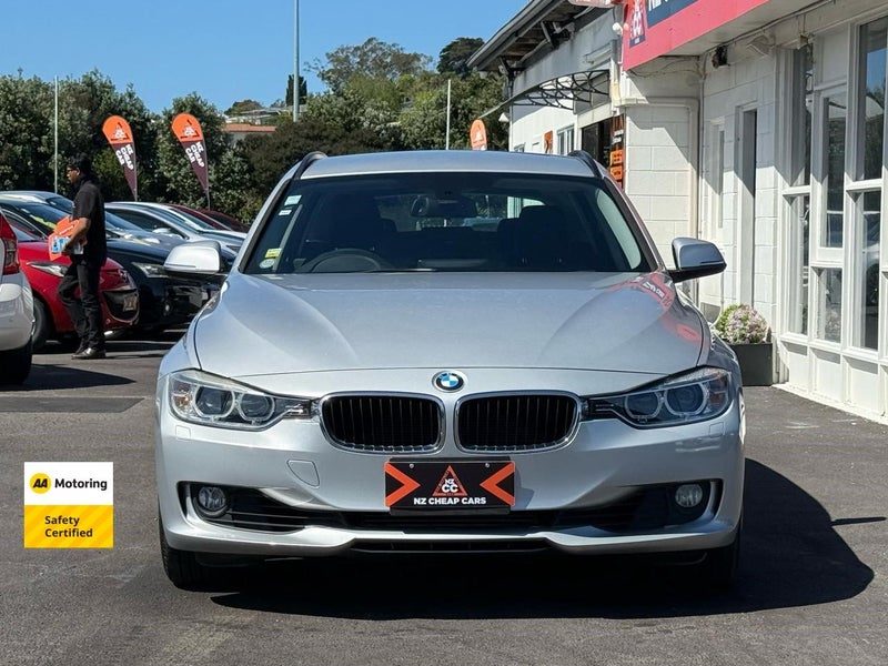 2013 BMW 320i, photo 2