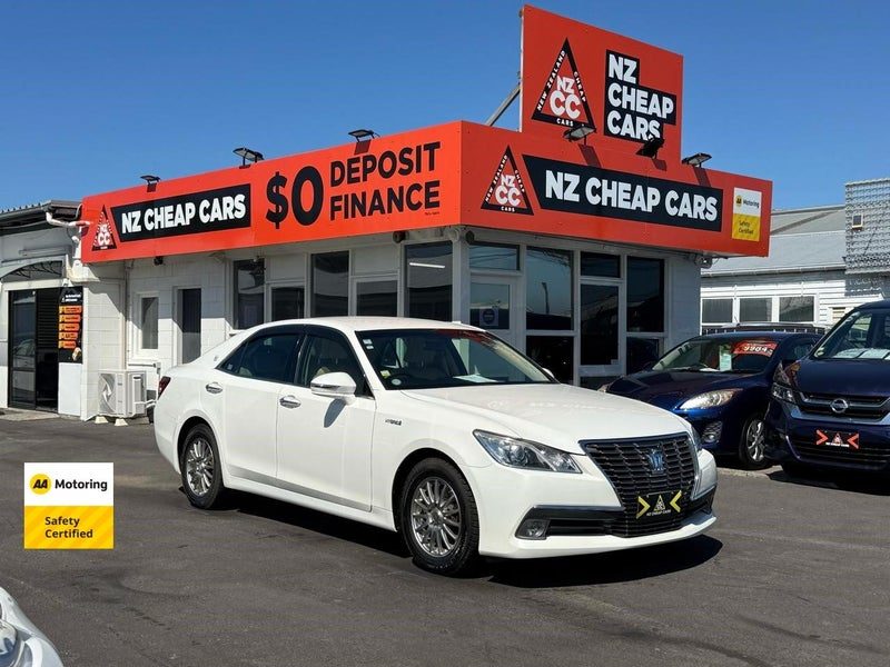2013 Toyota Crown HYBIRD