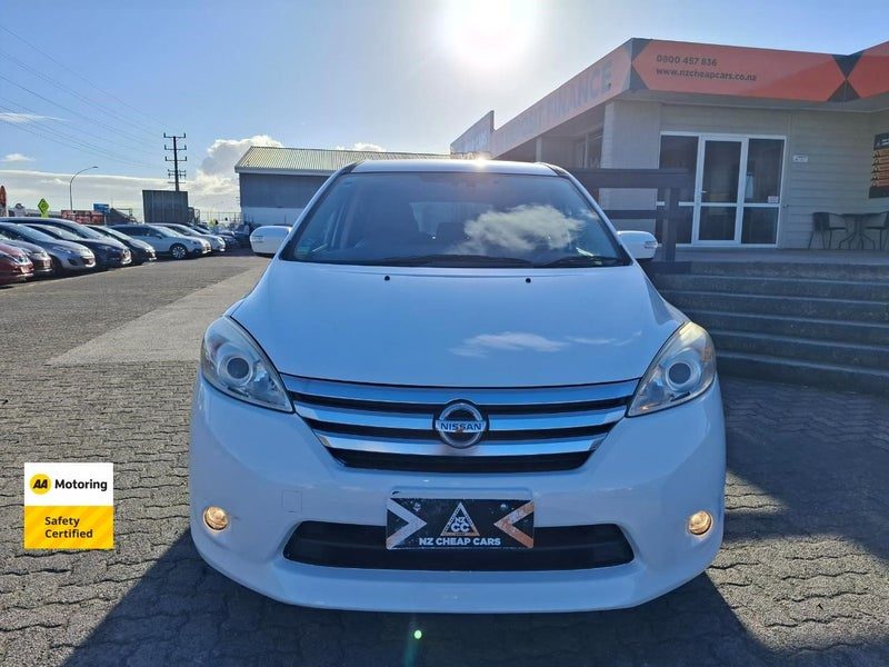 2012 Nissan Lafesta 7 SEATER, photo 2
