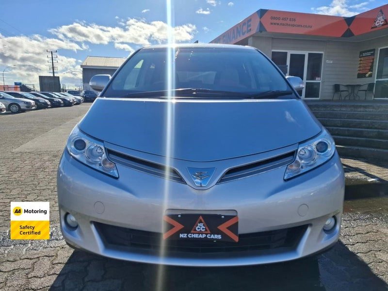 2015 Toyota Estima 7 Seater, photo 2