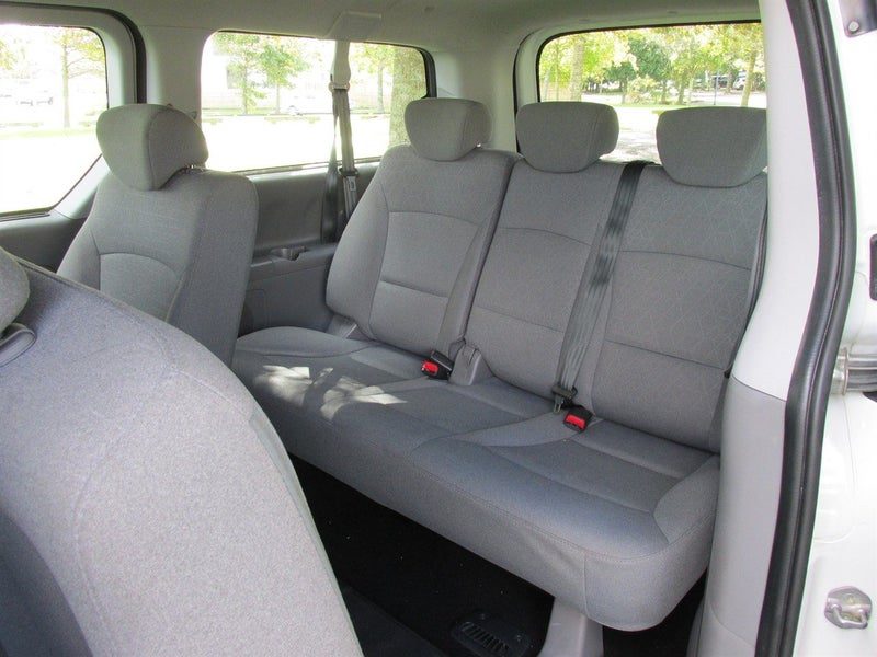 2021 Hyundai iMax 8 Seater, photo 3