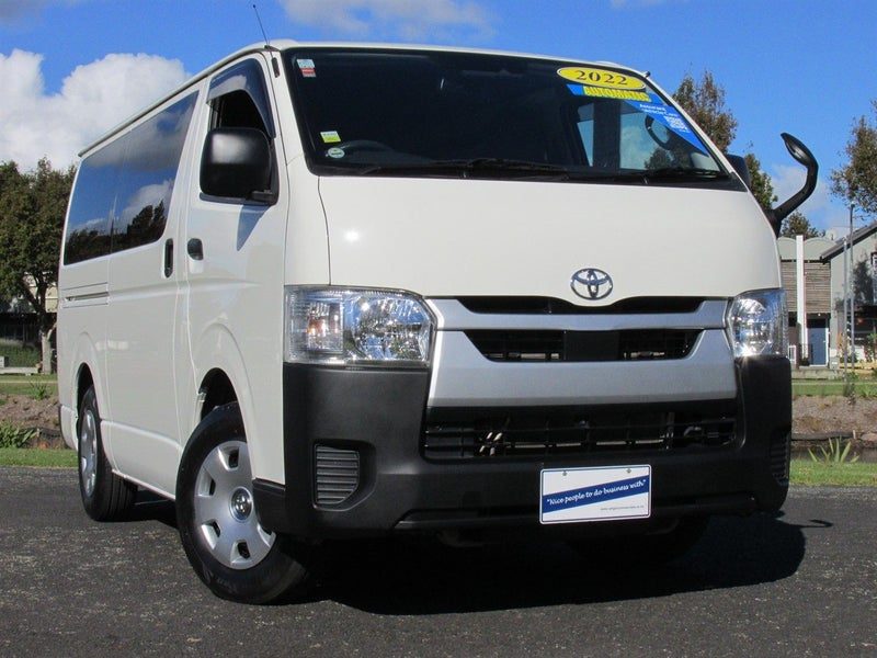 2022 Toyota Hiace DX Diesel