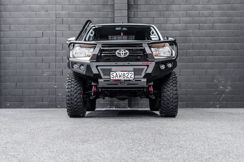 2019 Toyota Hilux 2.8TD, 4WD, SR, photo 2