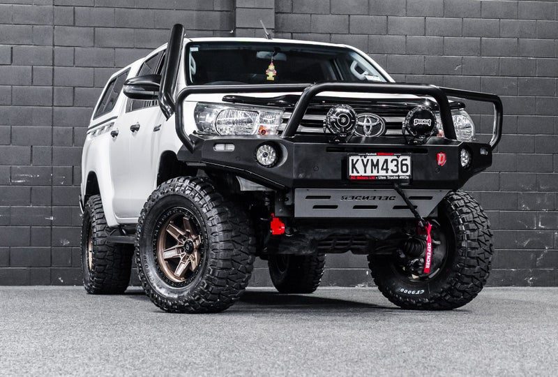 2017 Toyota Hilux 2.8TD, 4WD, SR