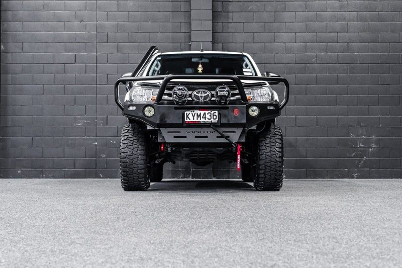 2017 Toyota Hilux 2.8TD, 4WD, SR, photo 2