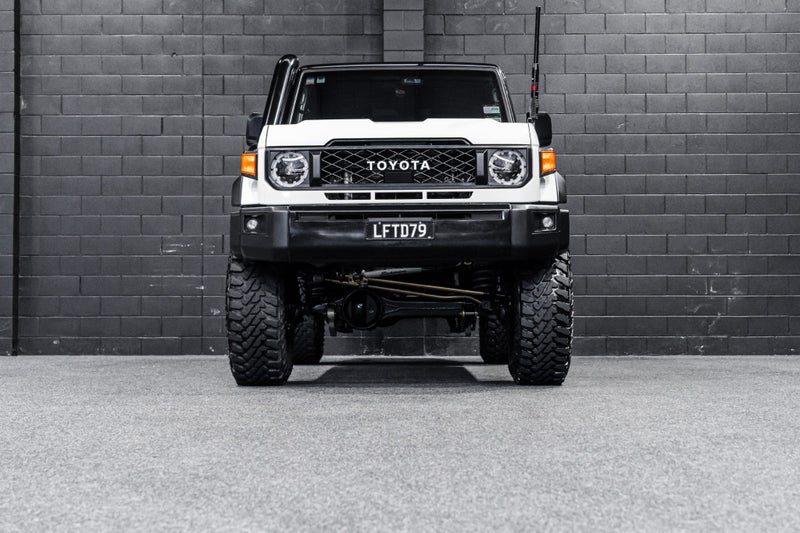 2024 Toyota Land Cruiser 4.5TD, 4WD, LX, photo 2