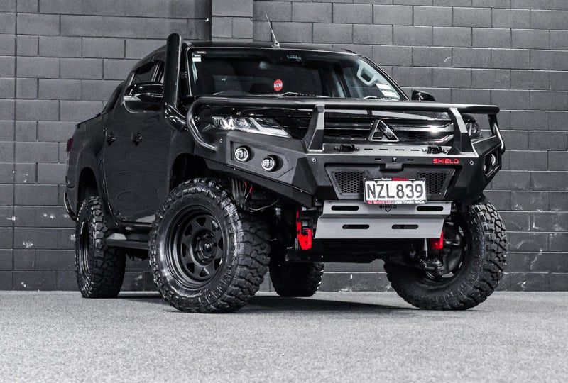 2022 Mitsubishi Triton Dc Glsb 4Wd 6At