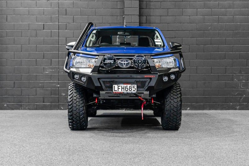 2018 Toyota Hilux 2.8TD, 4WD, SR, photo 2