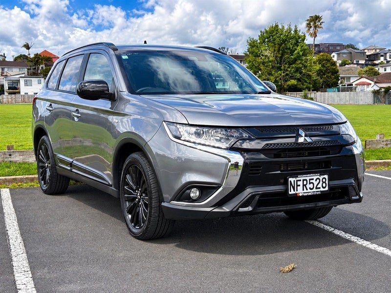 2021 Mitsubishi Outlander Sport 7 Seater, photo 2
