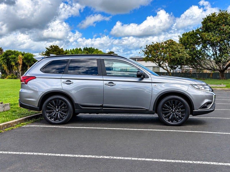 2021 Mitsubishi Outlander Sport 7 Seater, photo 3