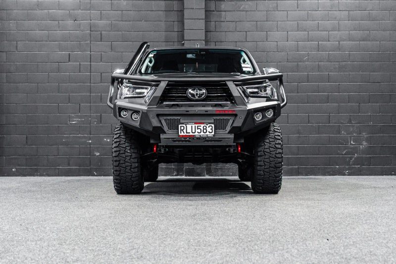2023 Toyota Hilux 2.8TD, 4WD, SR5, photo 2