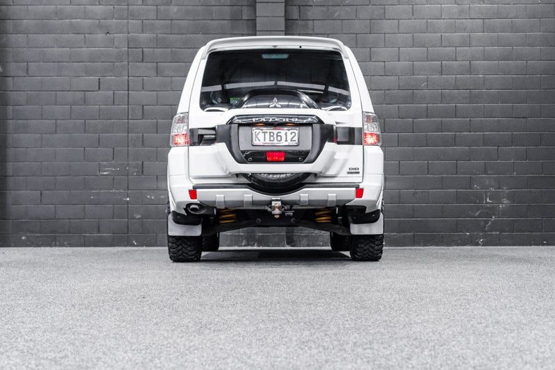 2017 Mitsubishi Pajero 3.2TD, 4WD, Exceed, photo 3