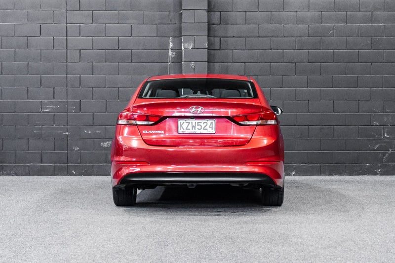 2017 Hyundai Elantra 2.0P, FWD, photo 3