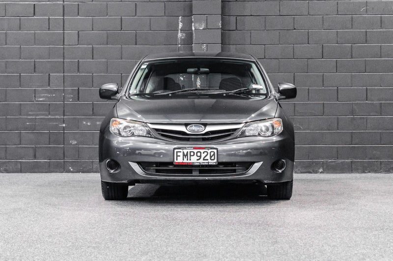2010 Subaru Impreza 2.0L, AWD, R, photo 2