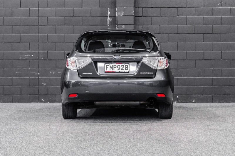 2010 Subaru Impreza 2.0L, AWD, R, photo 3