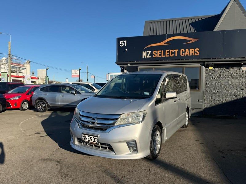 2012 Nissan Serena, photo 3