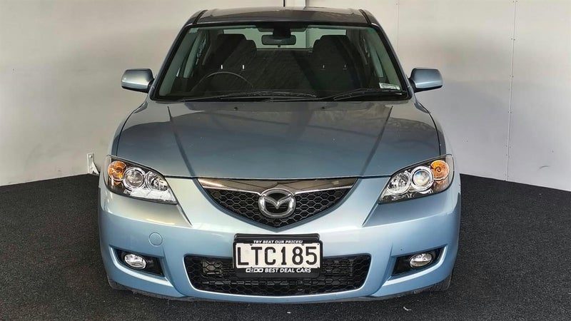2006 Mazda Axela, photo 2