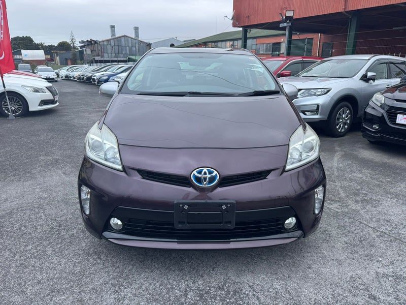 2014 Toyota Prius S, photo 2