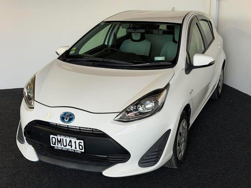 2018 Toyota Aqua, photo 3