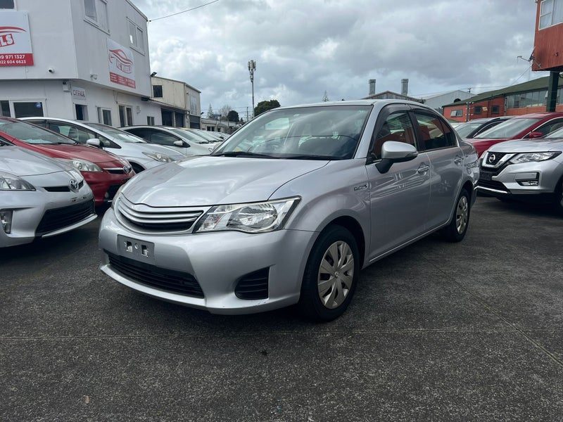 2014 Toyota Corolla Axio G Hybrid, photo 3