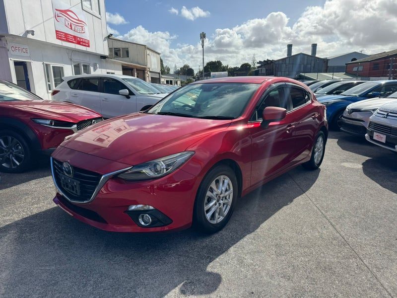 2014 Mazda Axela 15S SPORT Touring, photo 3