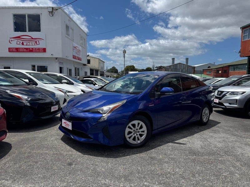 2016 Toyota Prius S SAFETY SPEC