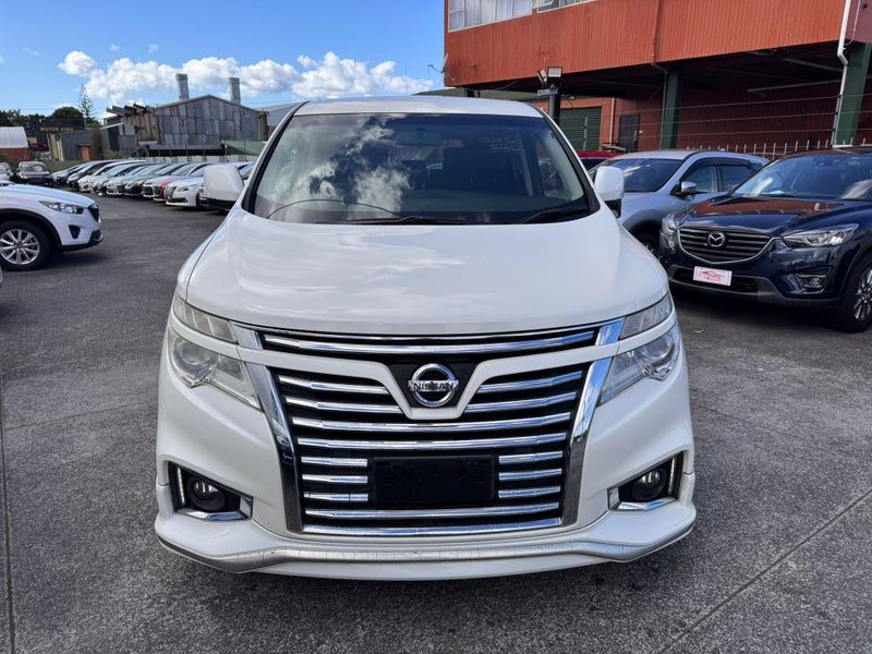 2016 Nissan Elgrand HIGHWAY STAR, photo 2