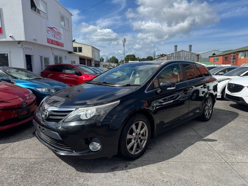 2013 Toyota Avensis Wagon Li, photo 3
