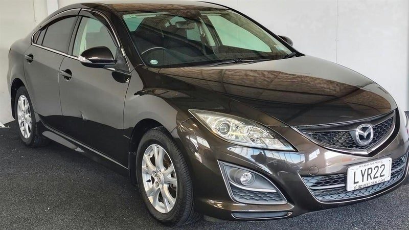 2010 Mazda Atenza