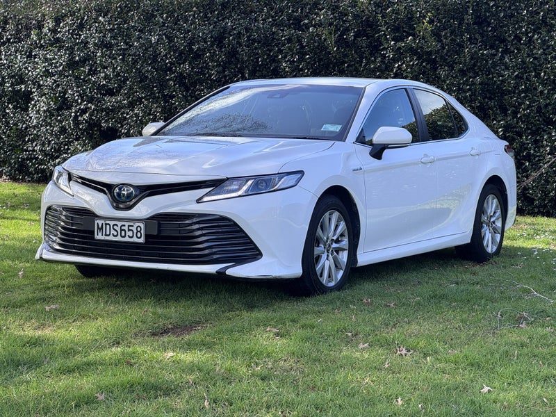 2019 Toyota Camry Hybrid I NZ NEW, photo 3
