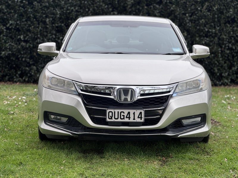 2013 Honda Accord Hybrid LX 2.0L, photo 2