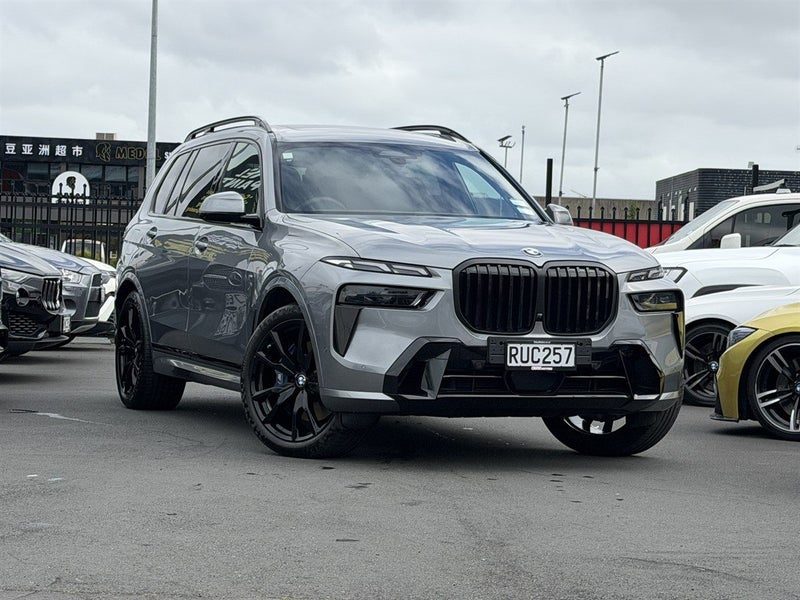 2025 BMW X7 xDrive 40d M Sport Pro [NZ NEW]