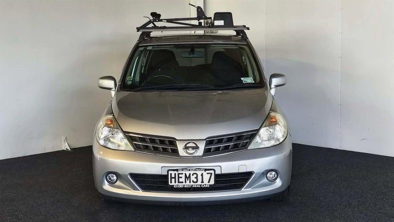 2008 Nissan Tiida, photo 2