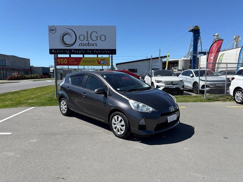 2013 Toyota Aqua 1.5 S Hybrid Very Low KMs