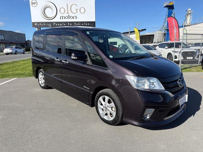 2013 Nissan Serena 2.0 Low KMs Highway Star Hybrid, photo 2