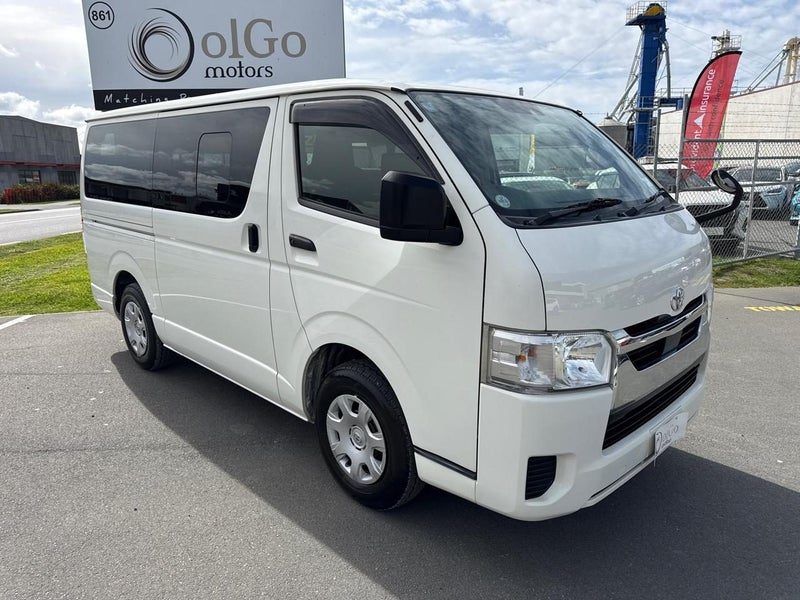 2020 Toyota Hiace 2.0 DX GL Pkg 6seats 5-door, photo 2