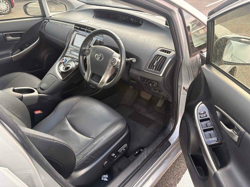 2013 Toyota Prius 1.8 G PHV Leahter Pkg Low KMs, photo 3