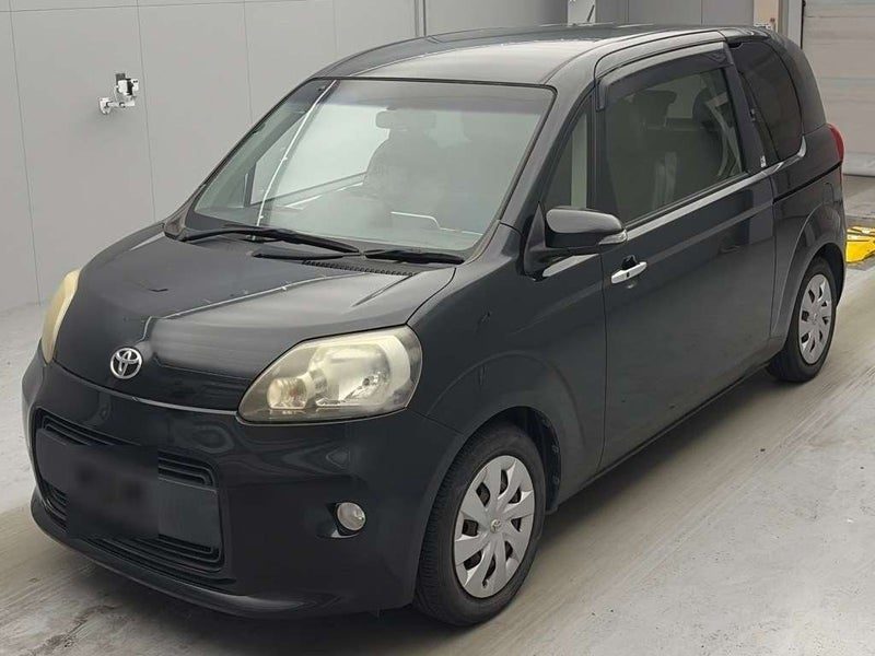 2013 Toyota Porte 1.5 G Low KMs R/Camera, photo 2