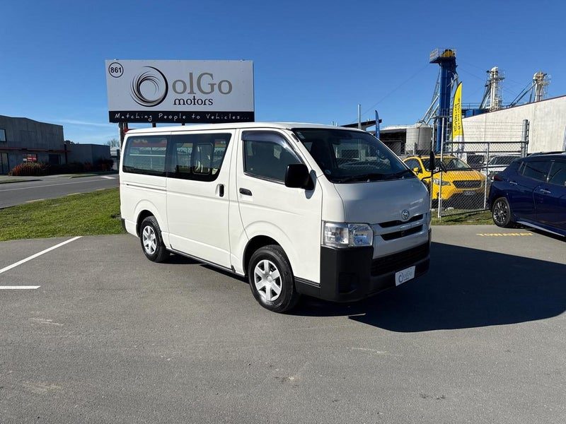 2020 Toyota Hiace 2.8 TD DX 4WD Diesel 6seats