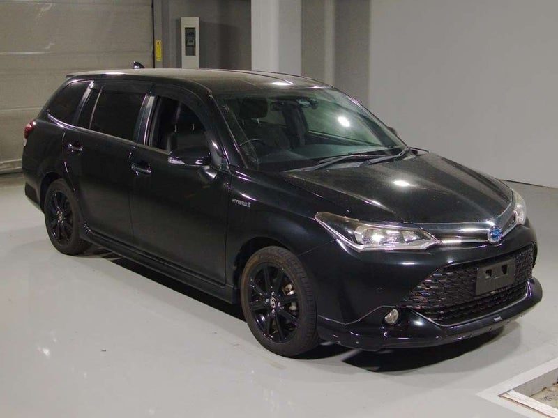 2017 Toyota Corolla Fielder 1.5 G Hybrid Aero WxB, photo 2