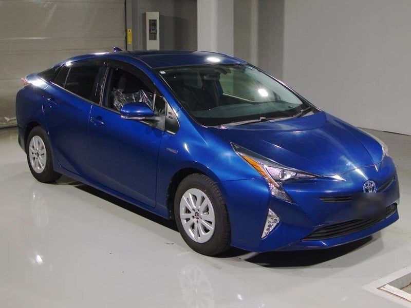 2017 Toyota Prius 1.8 S Ultra Low KMs New Shape, photo 2