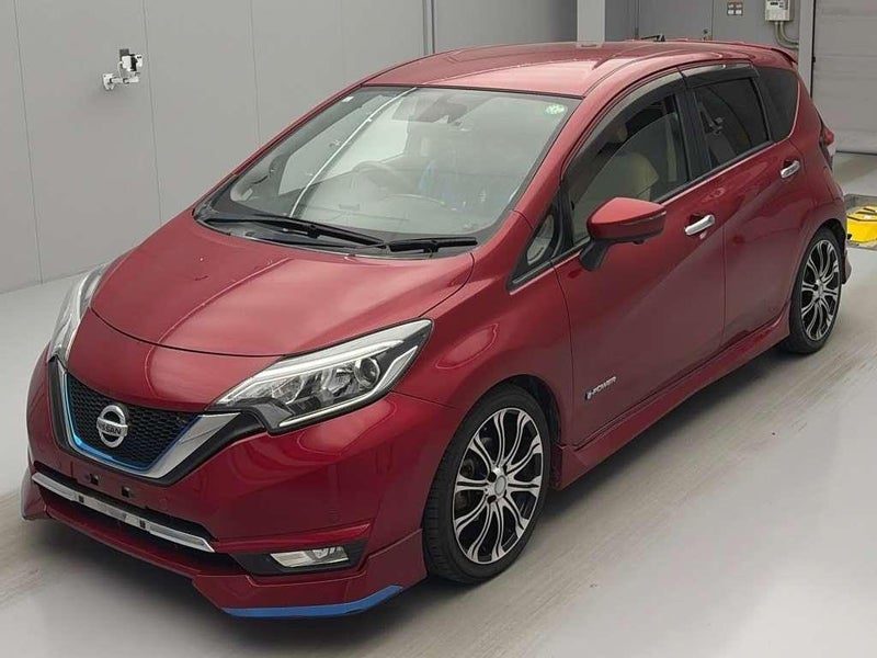 2017 Nissan Note e-Power Medalist, photo 2