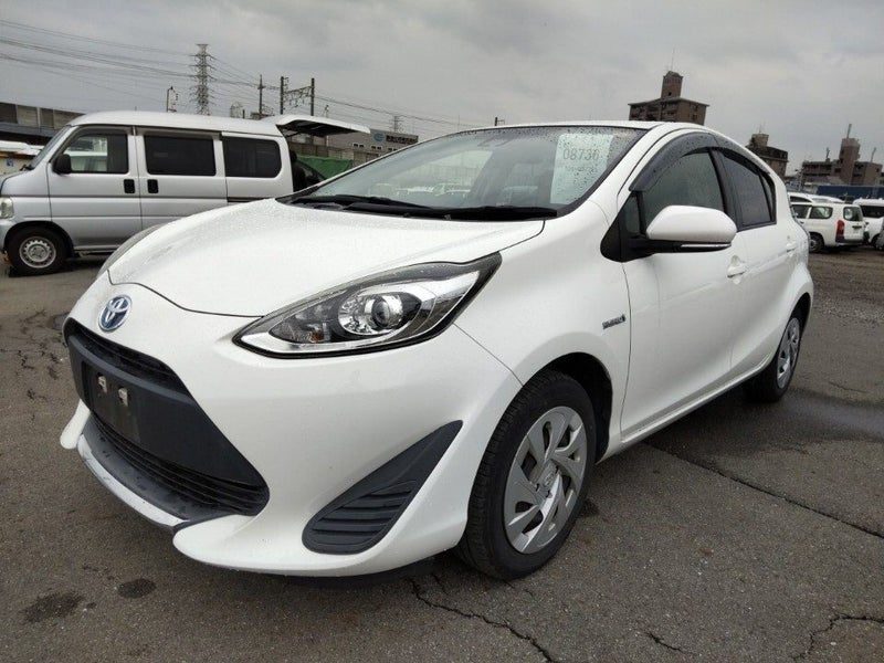 2020 Toyota Aqua L Hybrid 2nd Facelift, photo 2