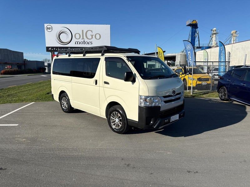 2018 Toyota Hiace 2.8 DX 4WD Diesel Roof Rack
